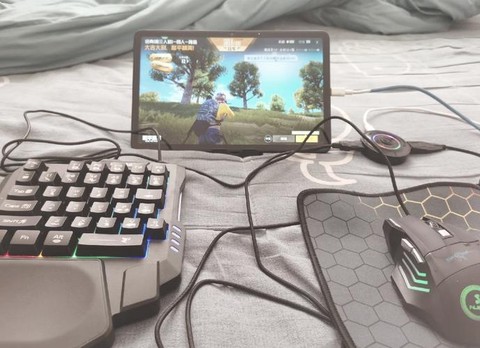 玩绝地求生用什么键盘